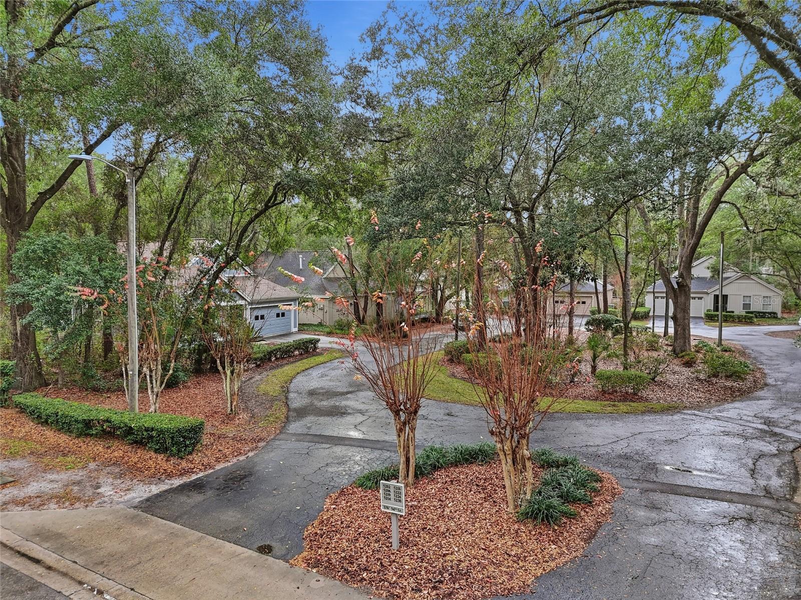 HP/HAILE PLANTATION - Residential