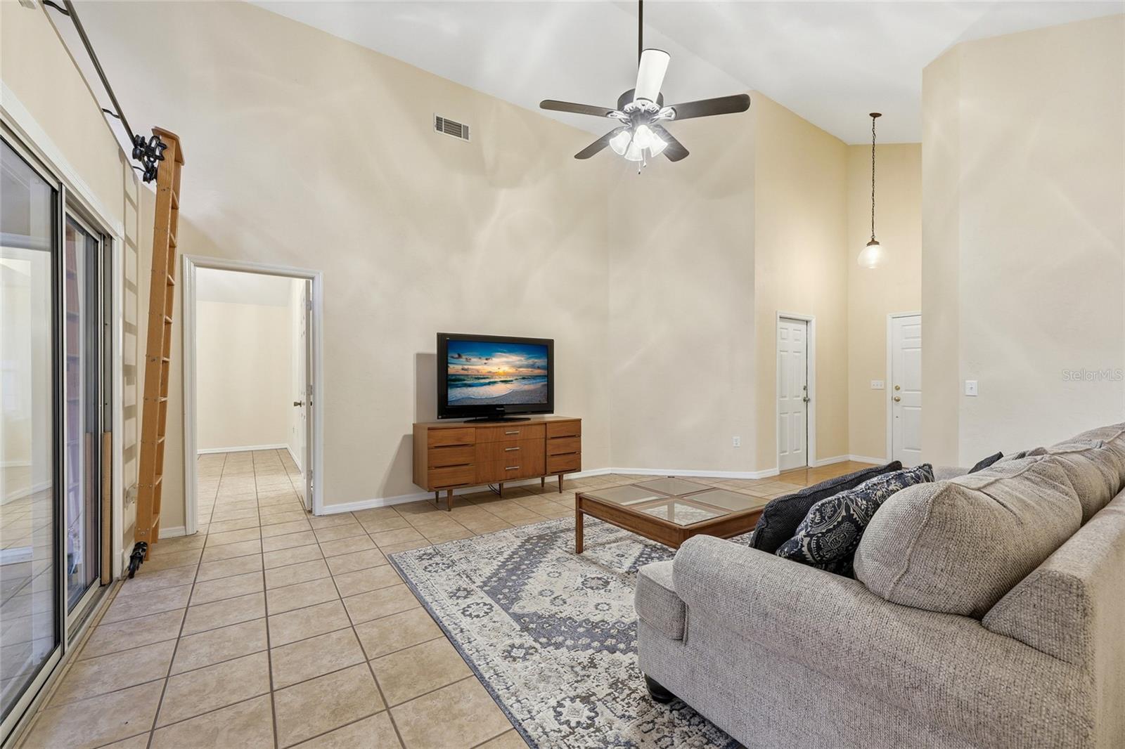 HP/HAILE PLANTATION - Residential