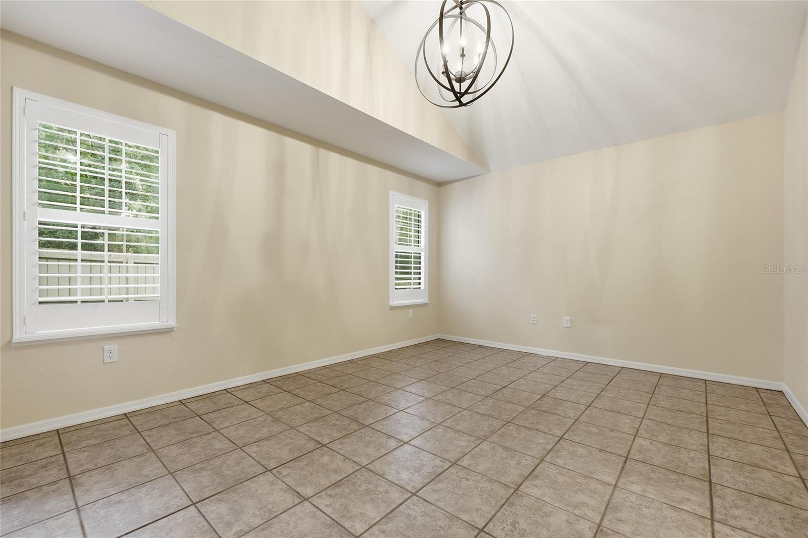 HP/HAILE PLANTATION - Residential