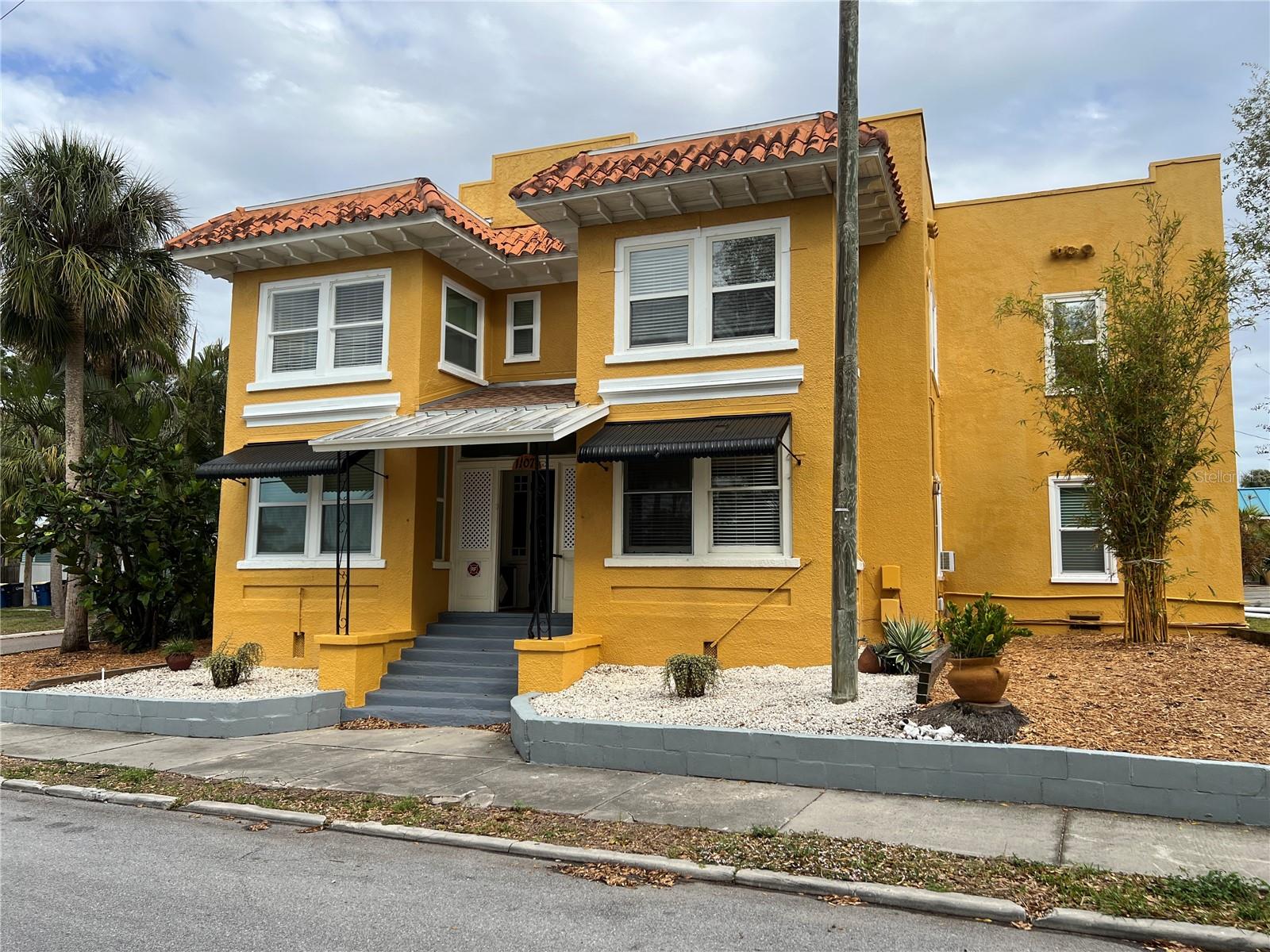 1107 N OSCEOLA AVENUE