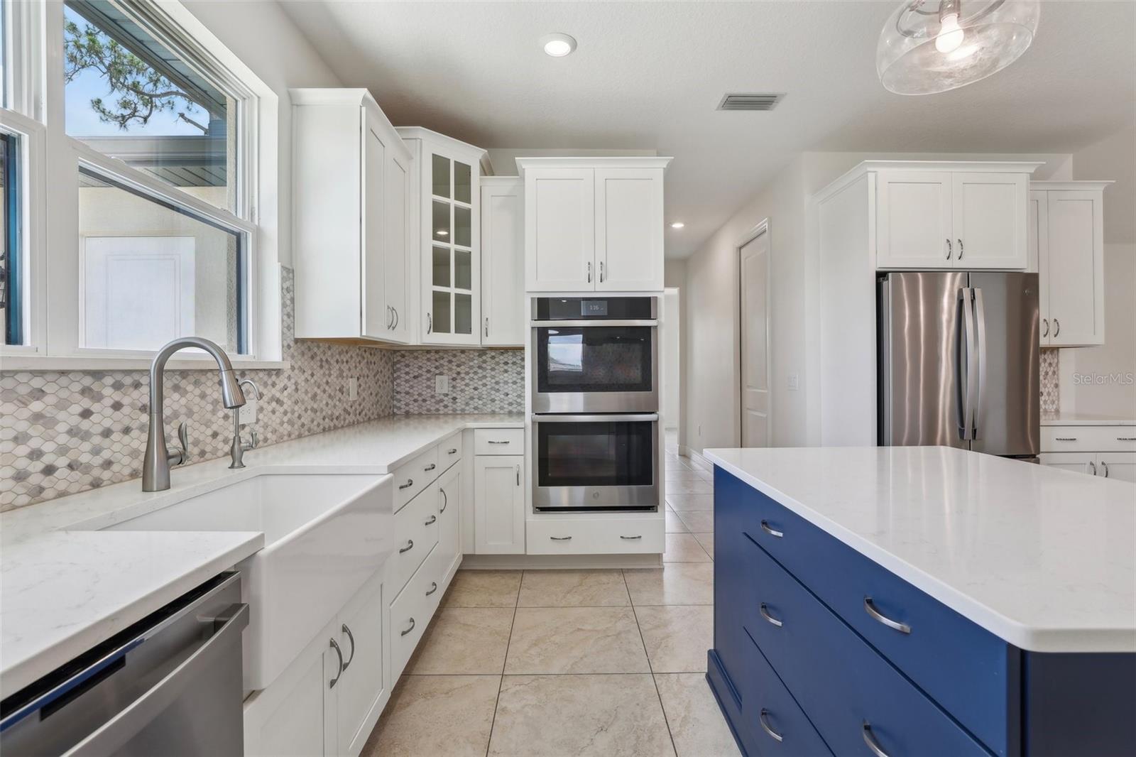 HIDDEN RIVER LAKES - Residential