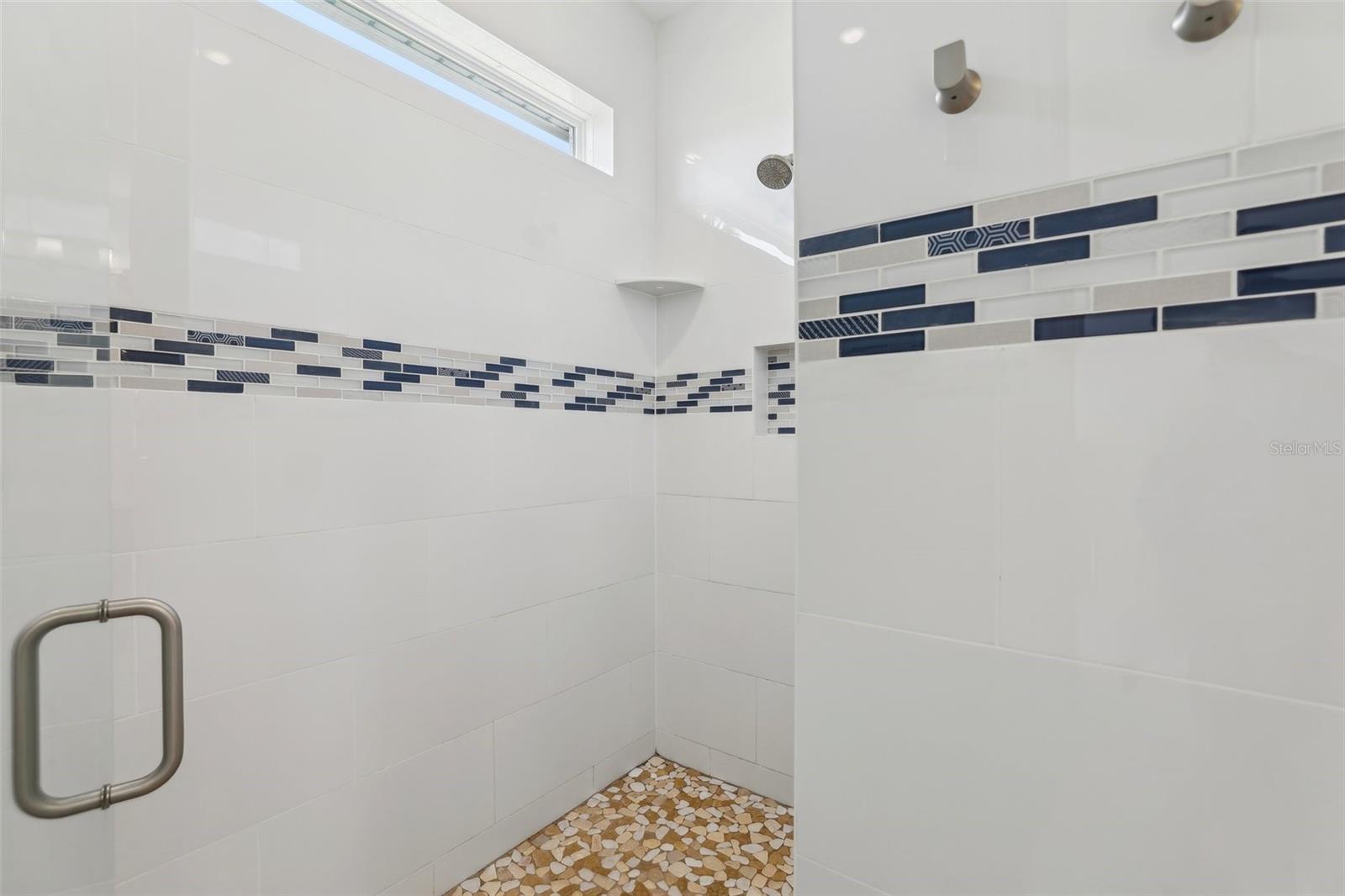 HIDDEN RIVER LAKES - Residential