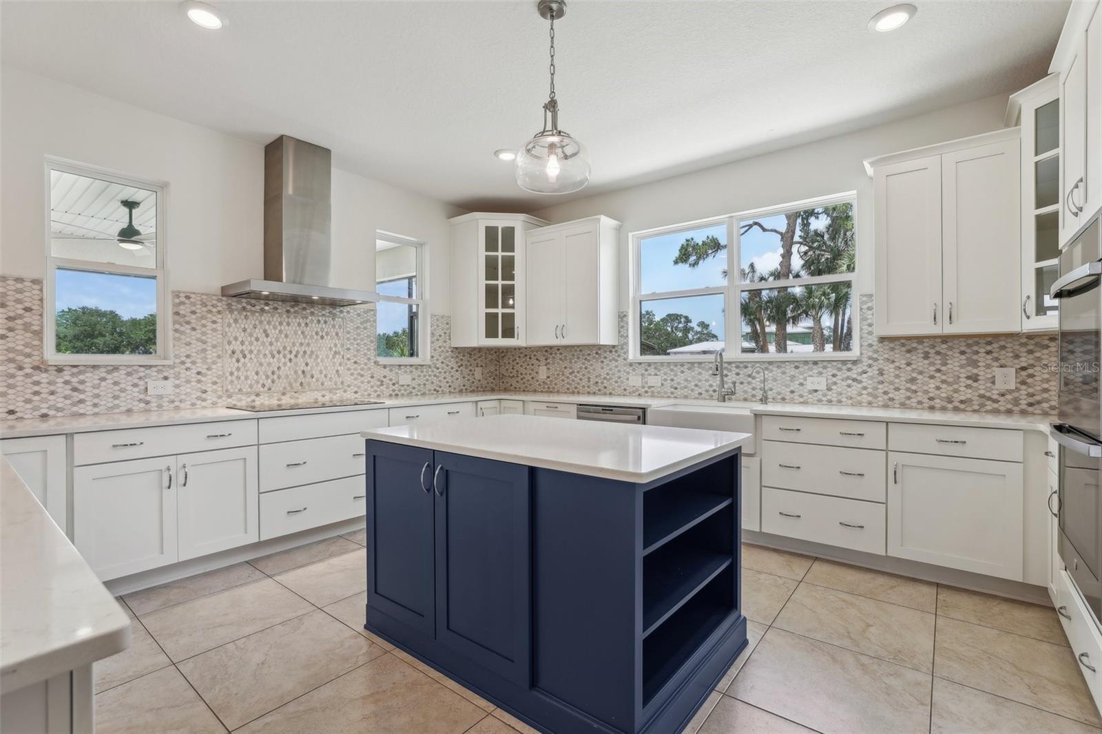 HIDDEN RIVER LAKES - Residential