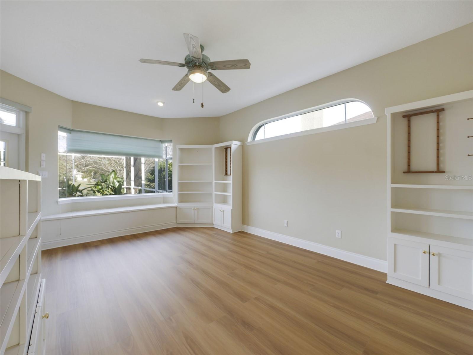 MARBLE HEAD - Residential