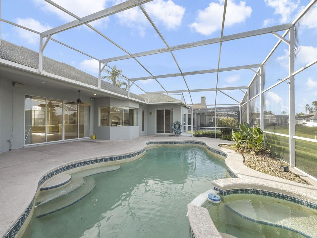 Photo of 7871 Canyon Lake Circle, Orlando, FL 32835 (MLS # O6373955)