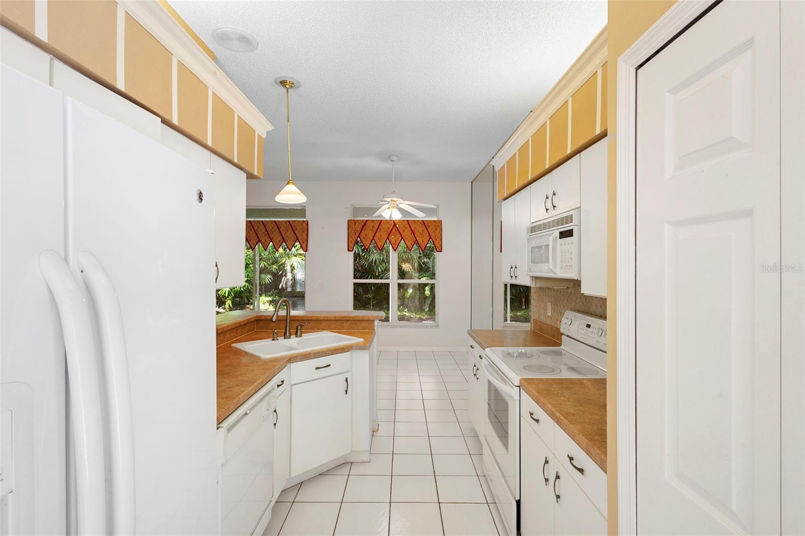 SHERWOOD OAKS PUD - Residential