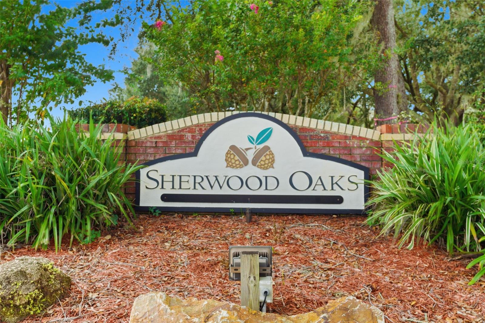 2071 FRIAR TUCK LANE