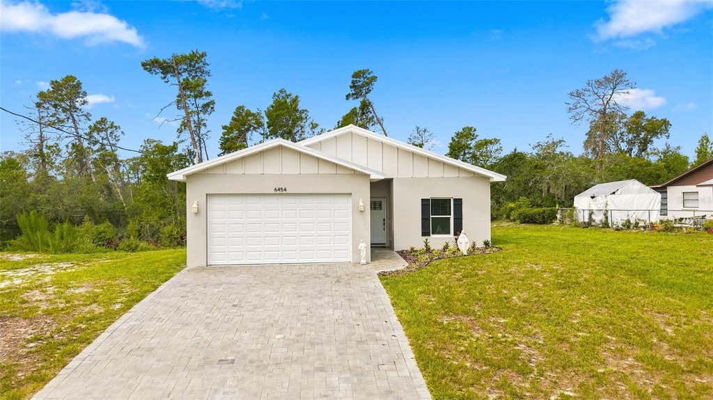 Photo of 6454 Freeport Drive, Spring Hill, FL 34608 (MLS # W7888113)