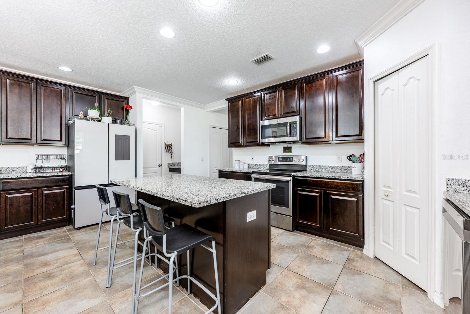 MARINA DEL REY PH 2 - Residential