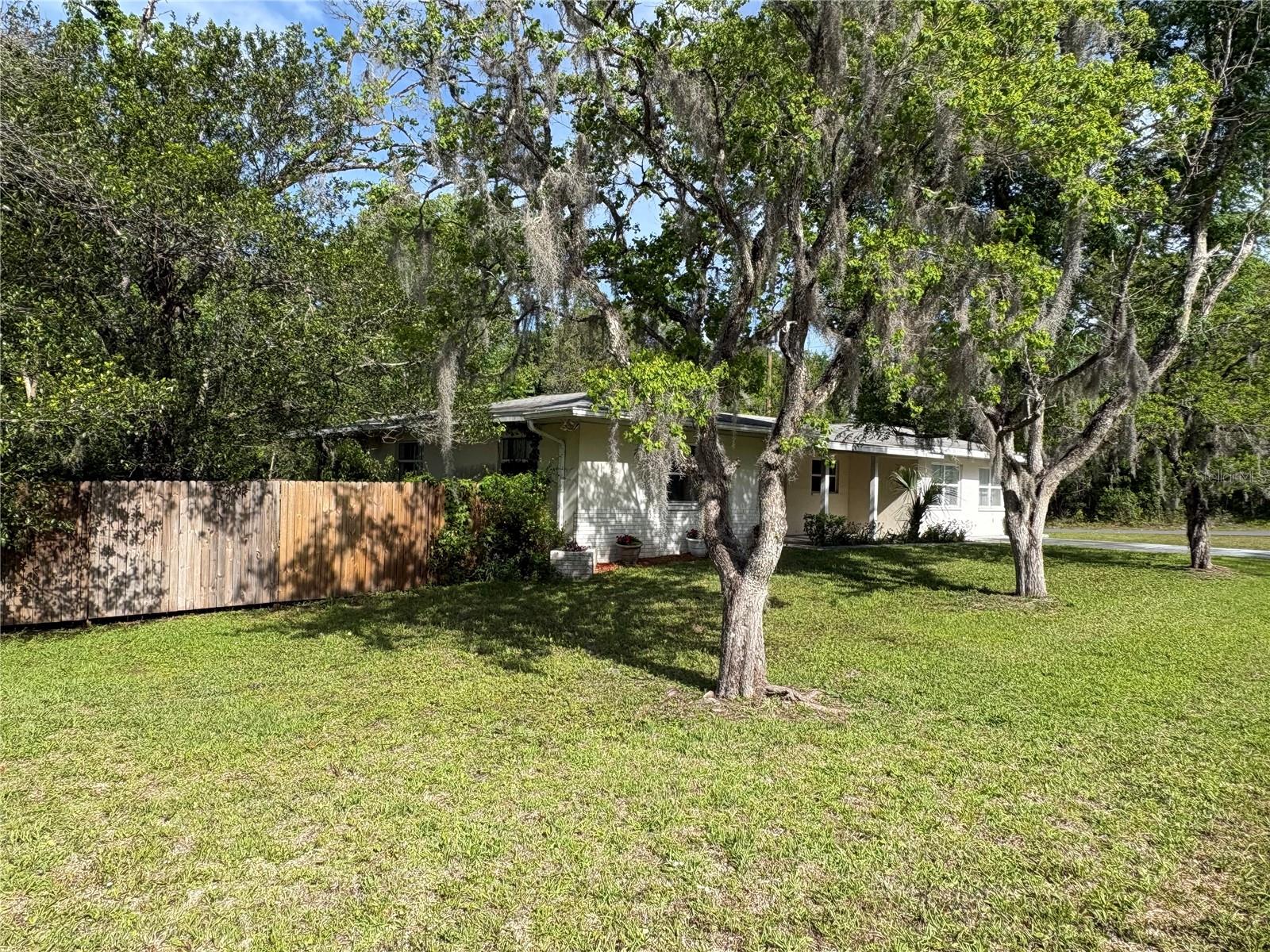 INVERNESS HIGHLANDS WEST - Residential