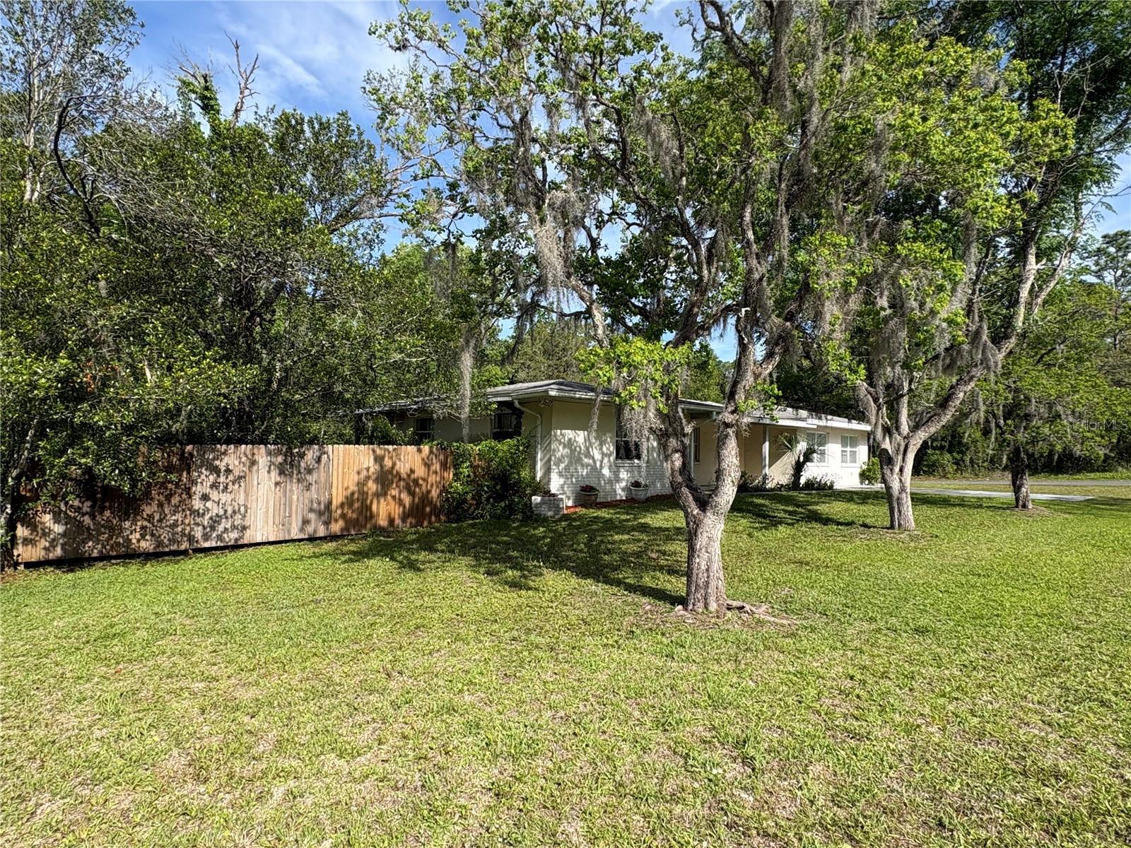 INVERNESS HIGHLANDS WEST - Residential