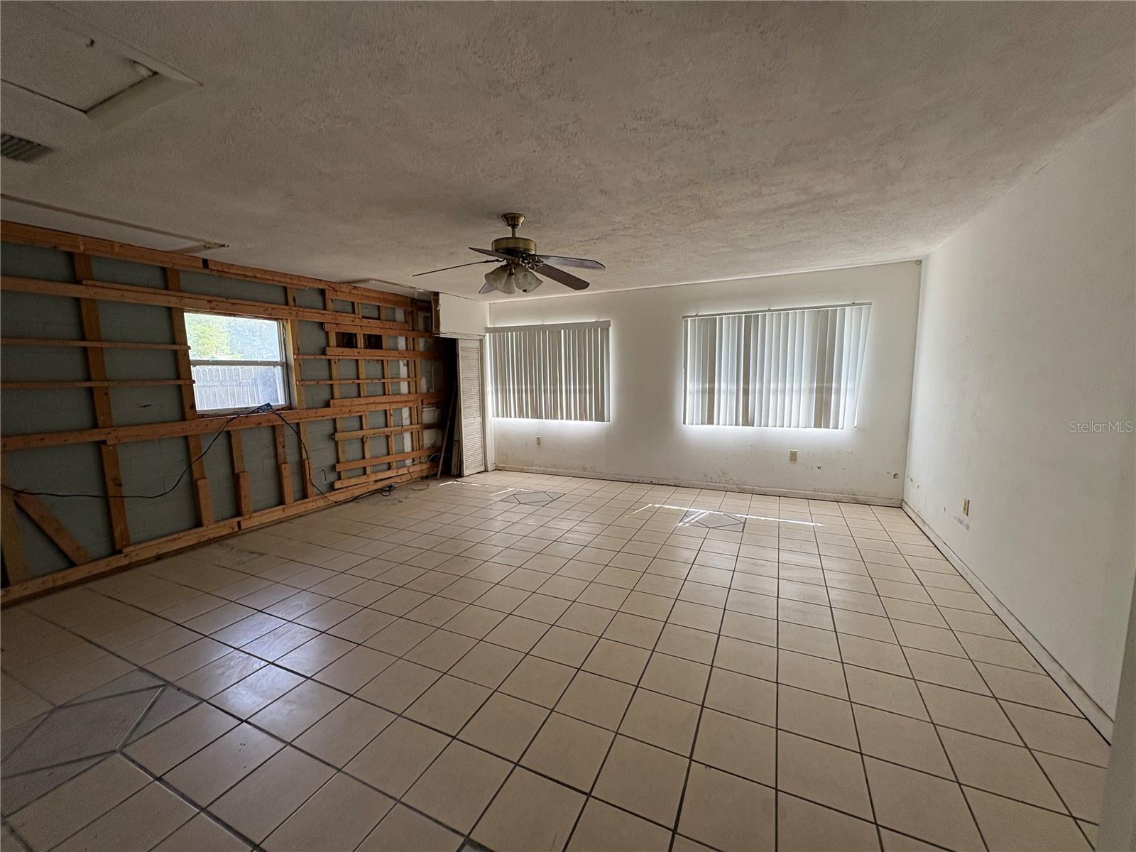 INVERNESS HIGHLANDS WEST - Residential