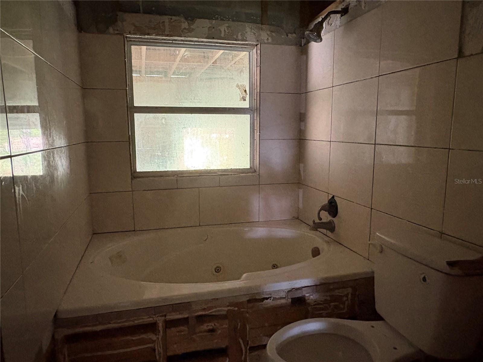 INVERNESS HIGHLANDS WEST - Residential