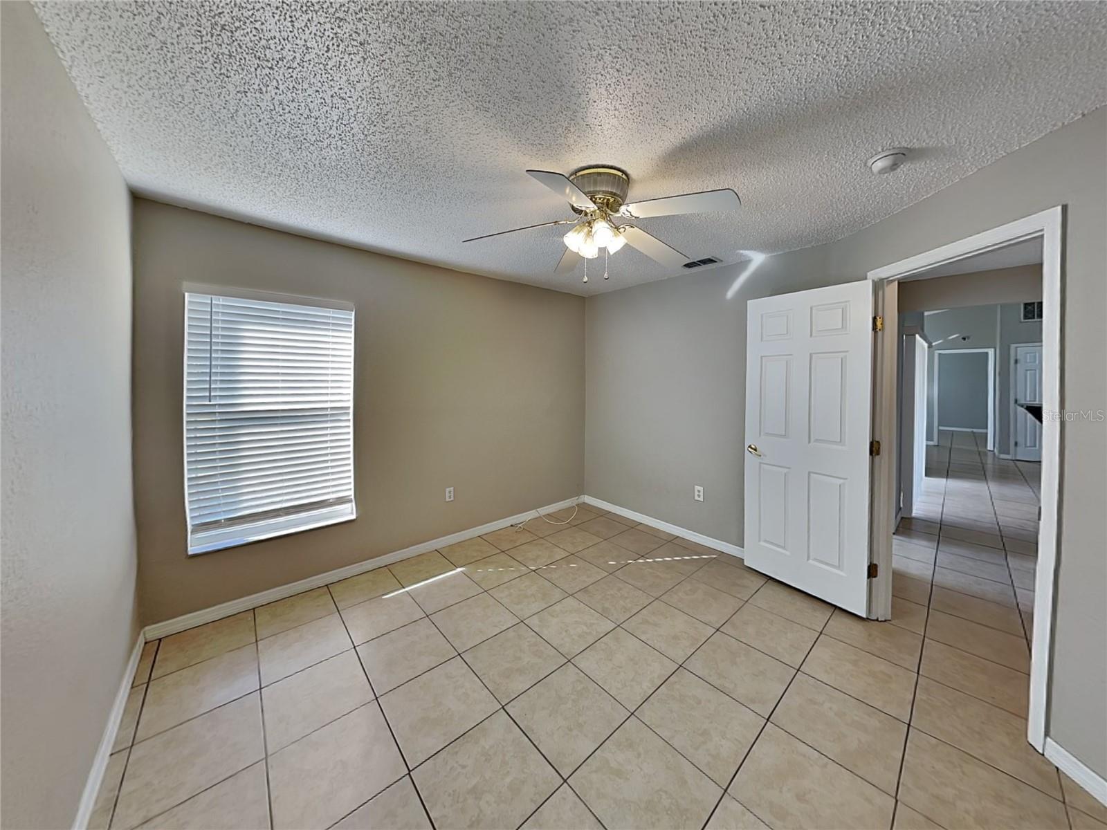 HIGHLAND CREST PH 01 - Residential Lease