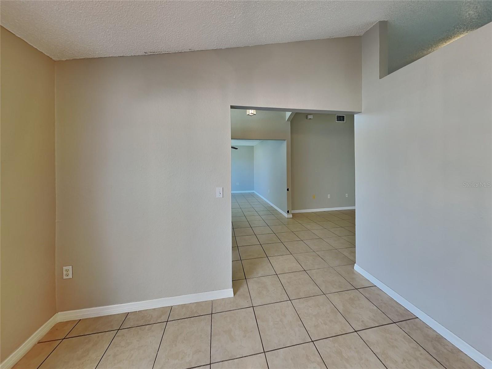 HIGHLAND CREST PH 01 - Residential Lease