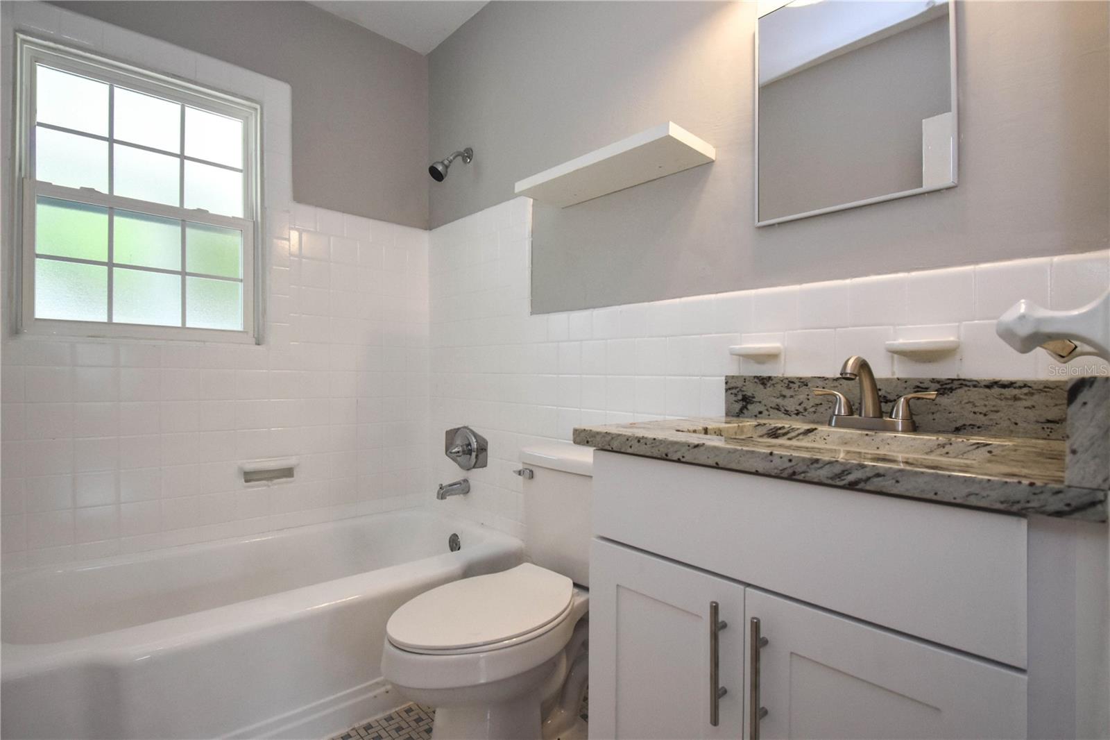 DOIG & ROBERTSONS ADD - Residential Lease