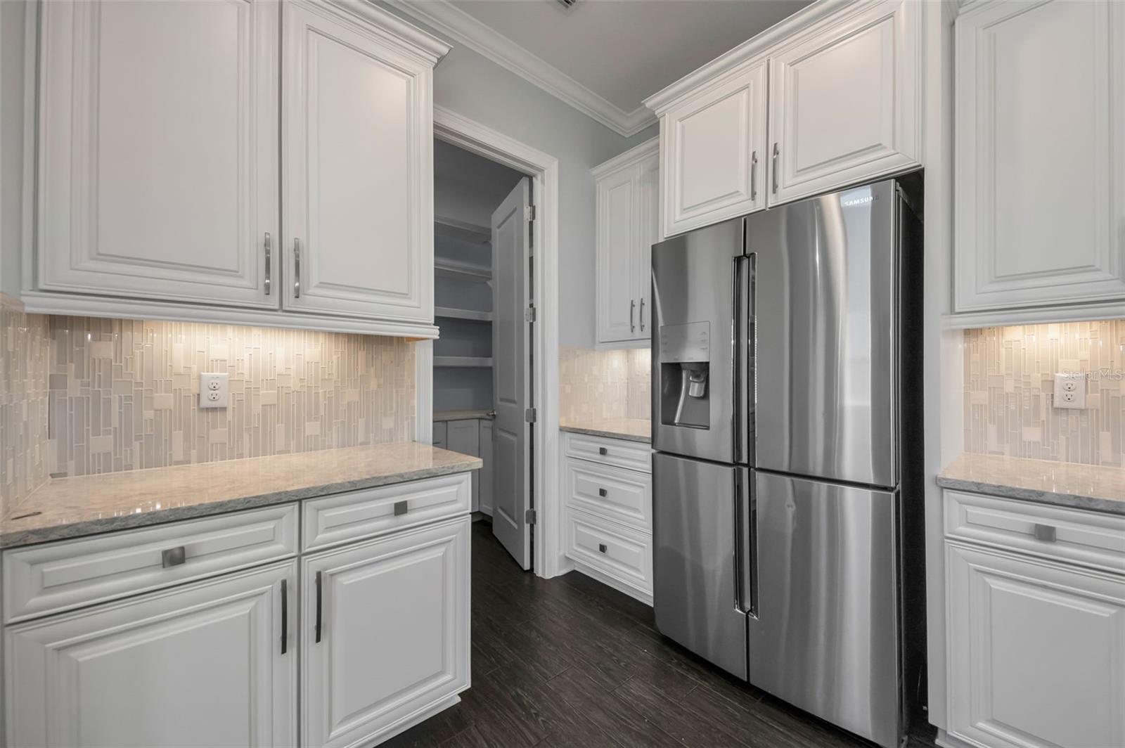 BAYSHORE HEIGHTS PT REP - Residential