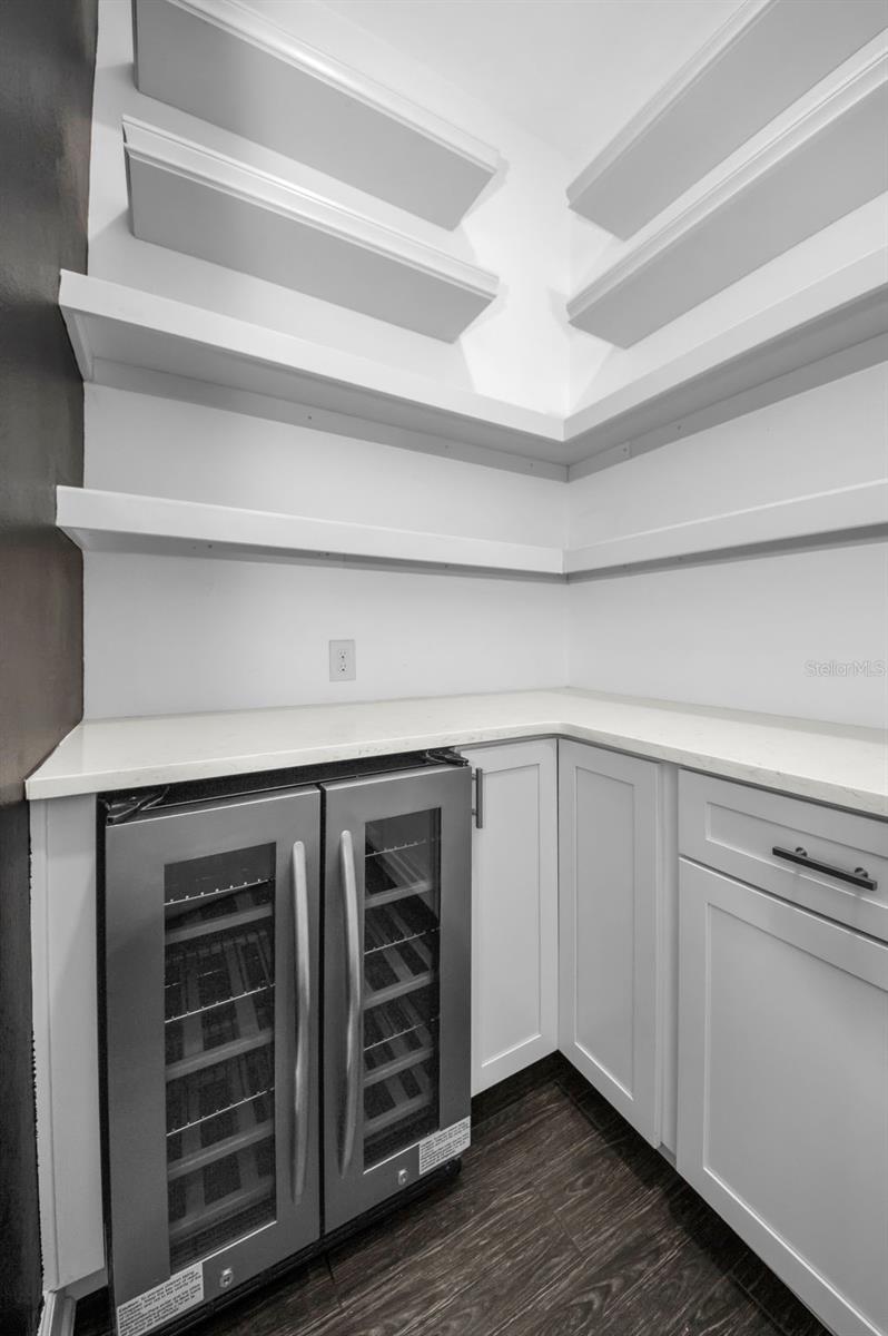 BAYSHORE HEIGHTS PT REP - Residential