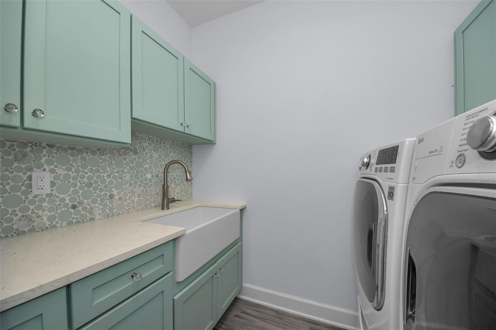 BAYSHORE HEIGHTS PT REP - Residential