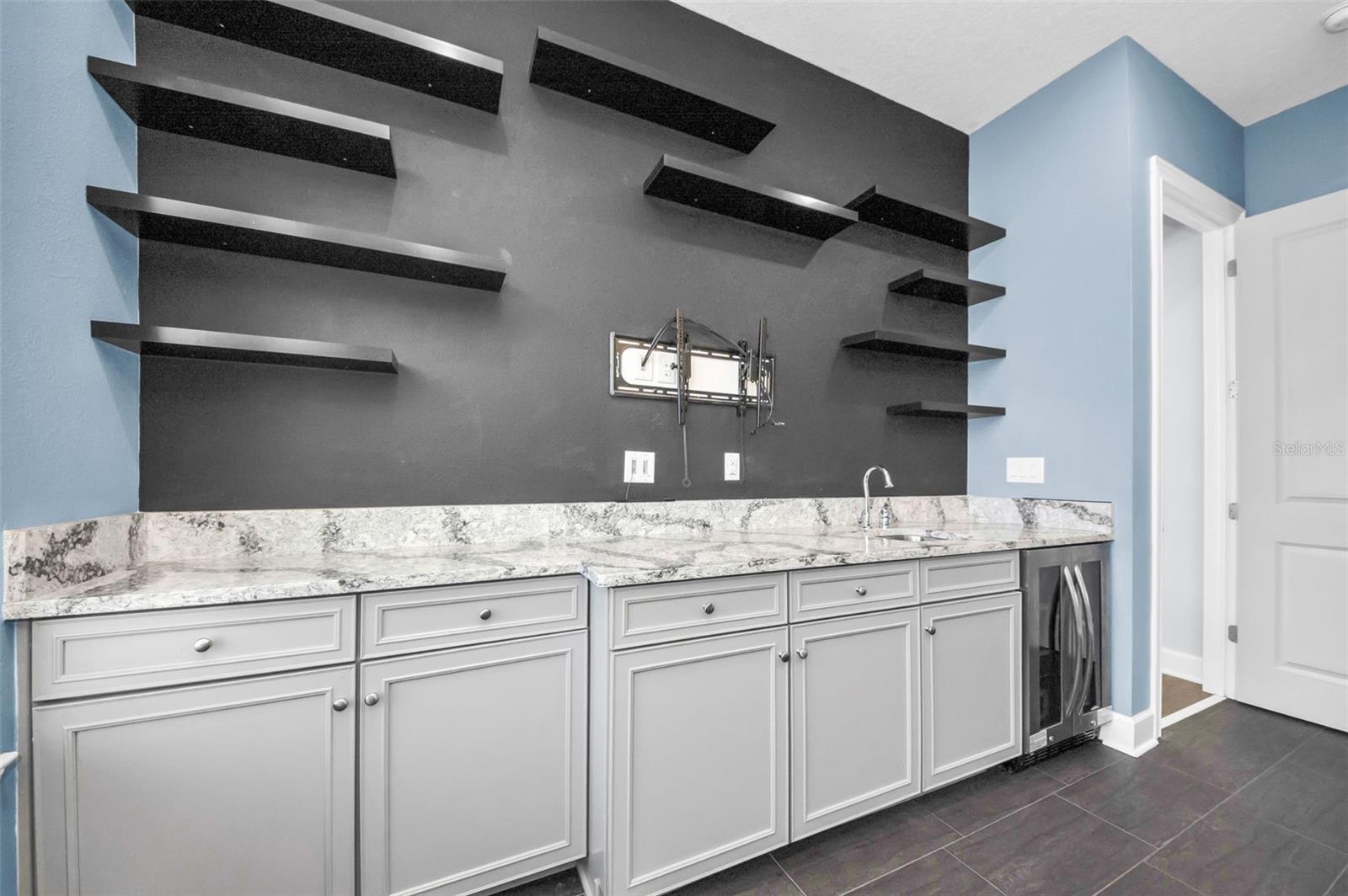 BAYSHORE HEIGHTS PT REP - Residential