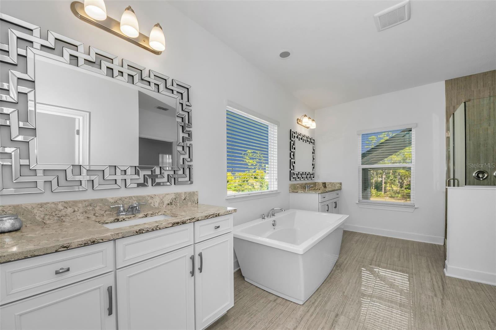 BAYSHORE HEIGHTS PT REP - Residential