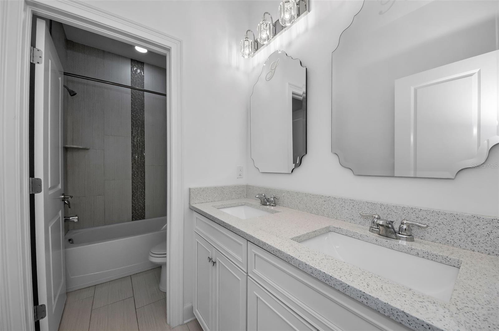 BAYSHORE HEIGHTS PT REP - Residential