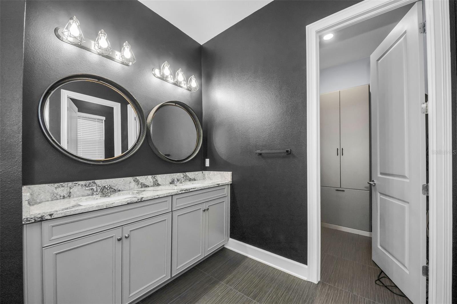 BAYSHORE HEIGHTS PT REP - Residential