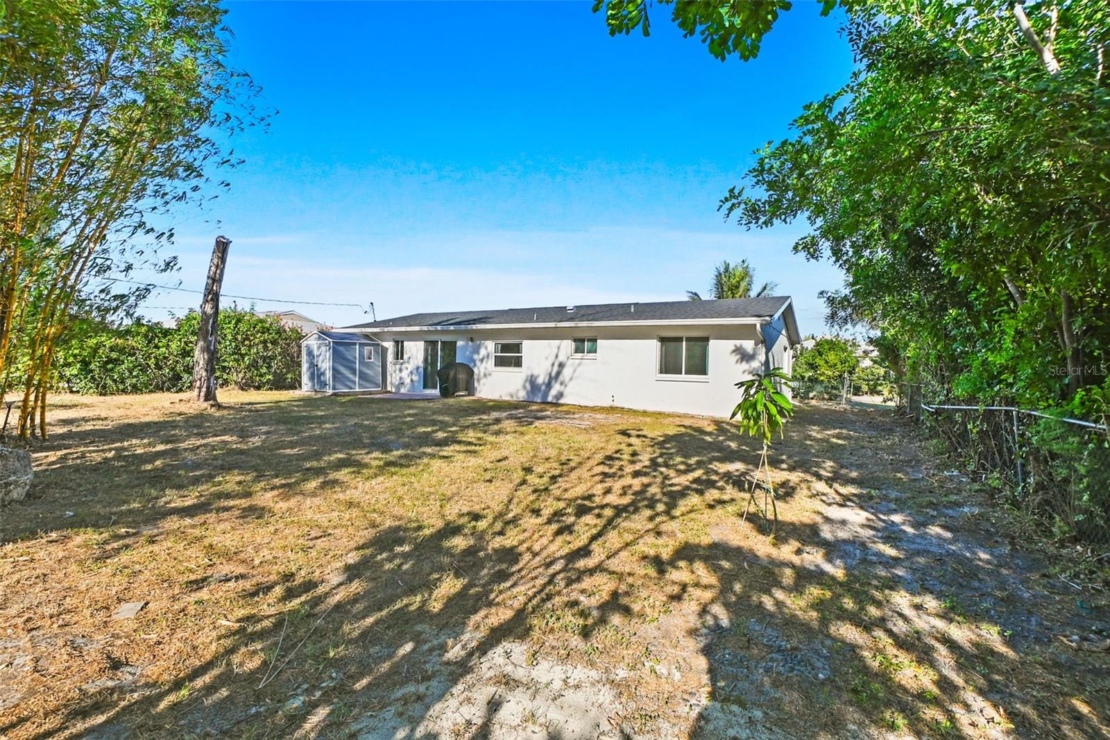 SAN CARLOS PARK - Residential