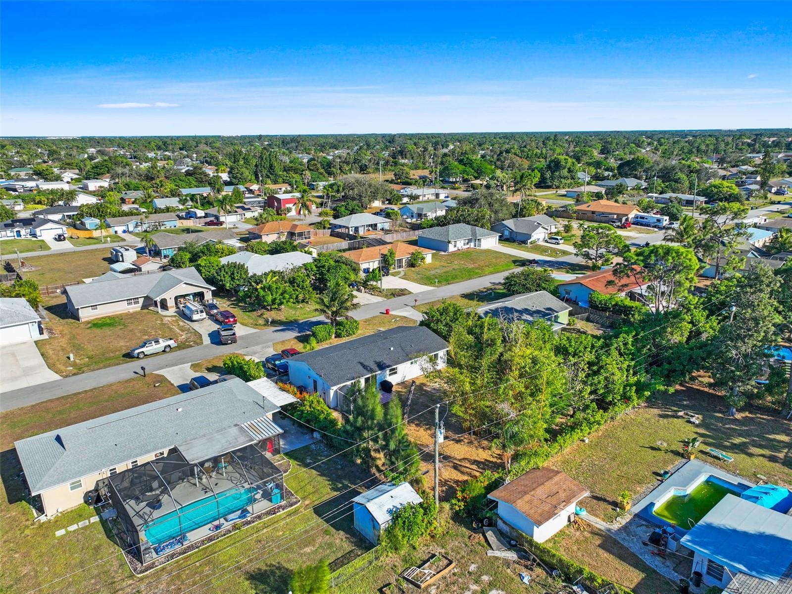 SAN CARLOS PARK - Residential