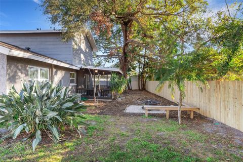 A home in SEMINOLE