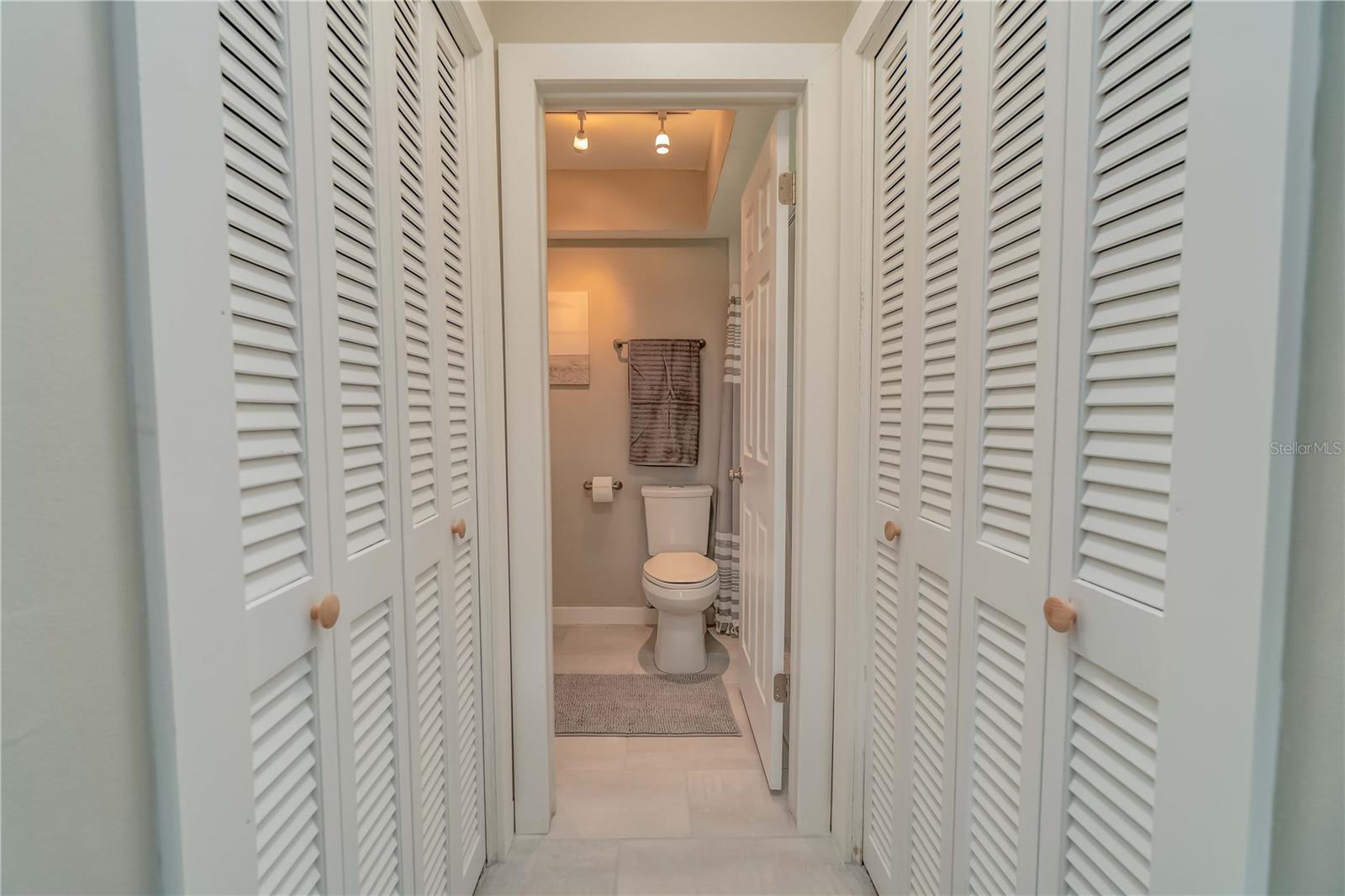 ROTONDA WEST OAKLAND HILLS - Residential Lease