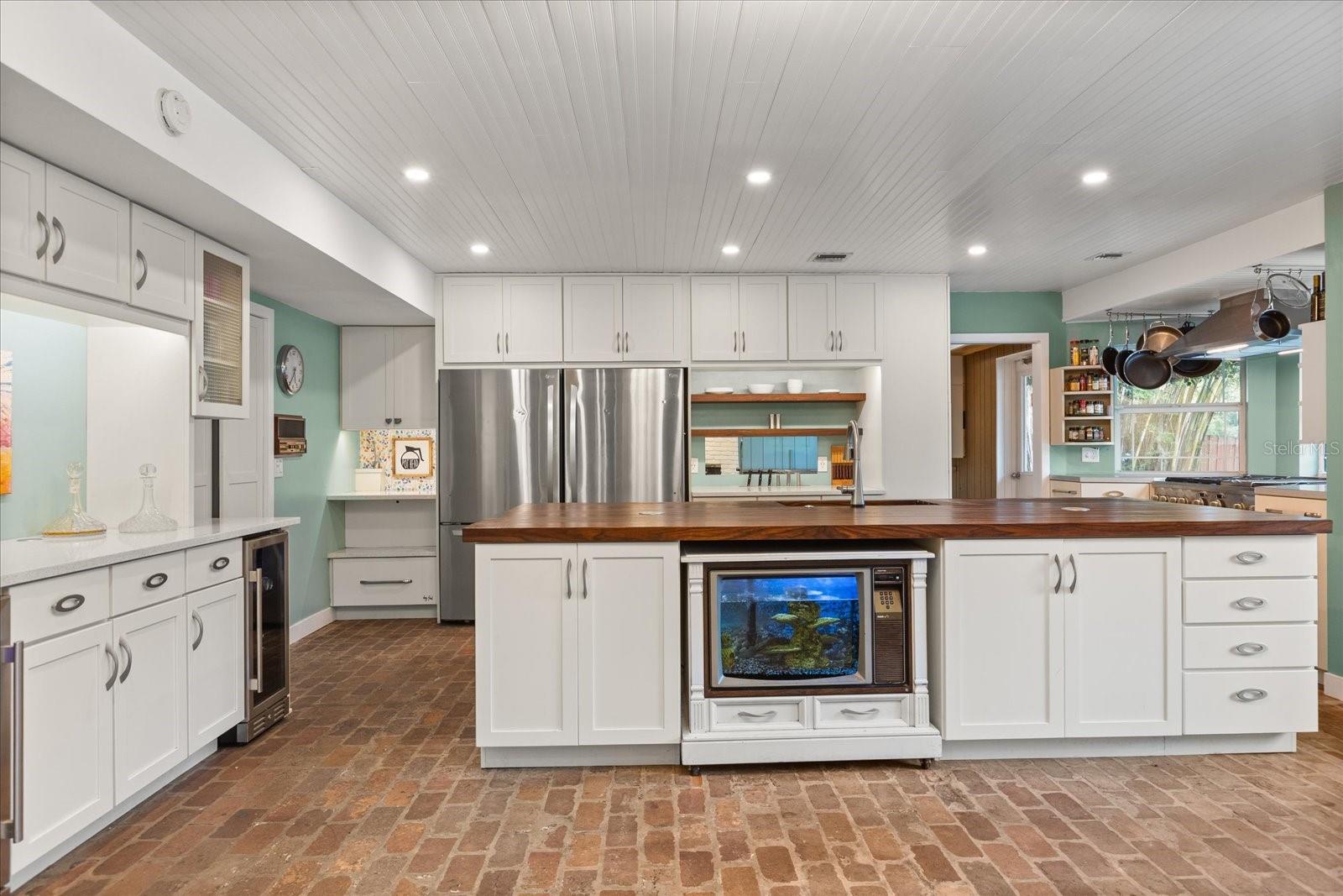 1135 THUNDER TRAIL