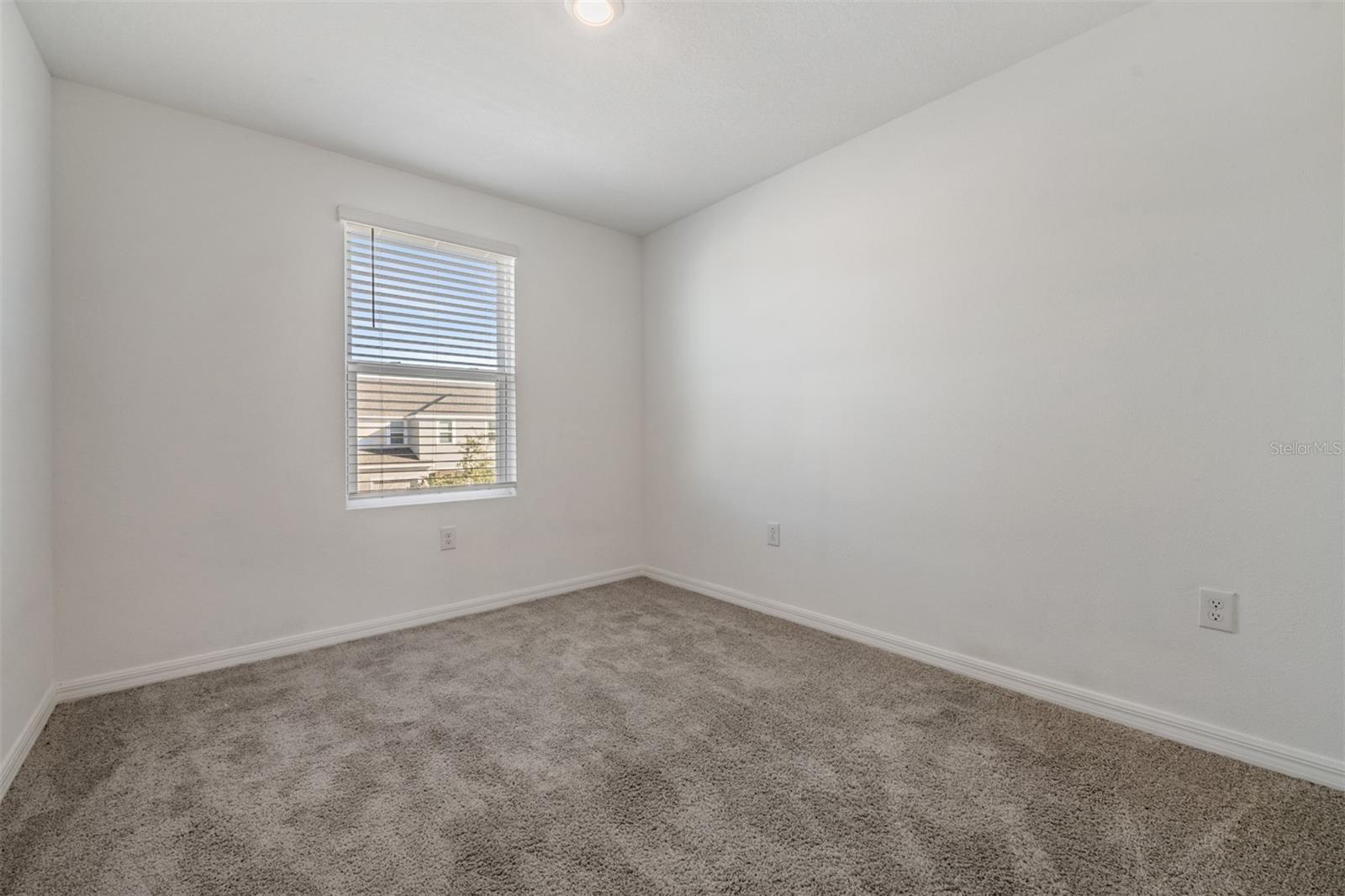 RIVER LNDG PH 2E-2F-3E - Residential Lease