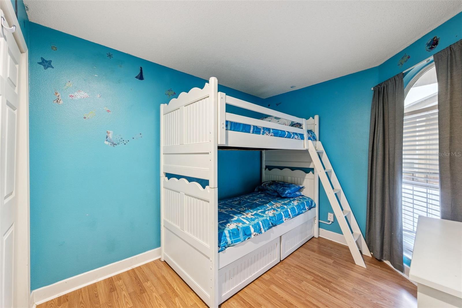 PALM VILLAS CONDO - Residential