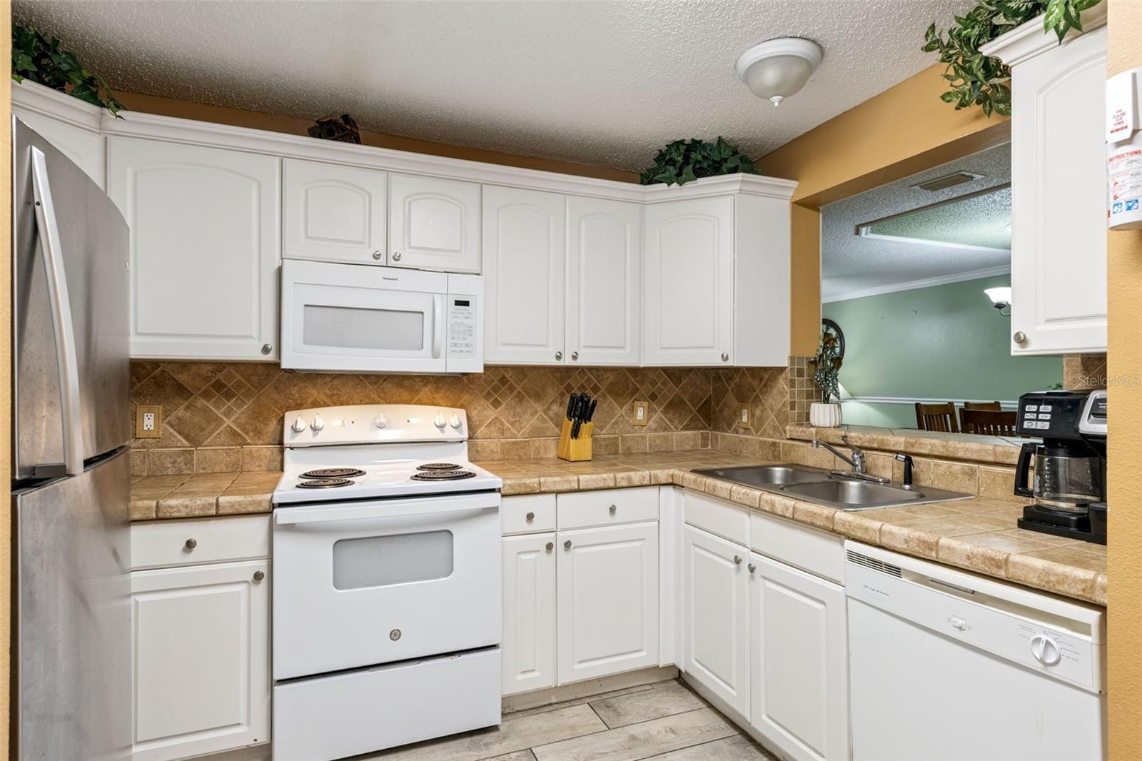 PALM VILLAS CONDO - Residential