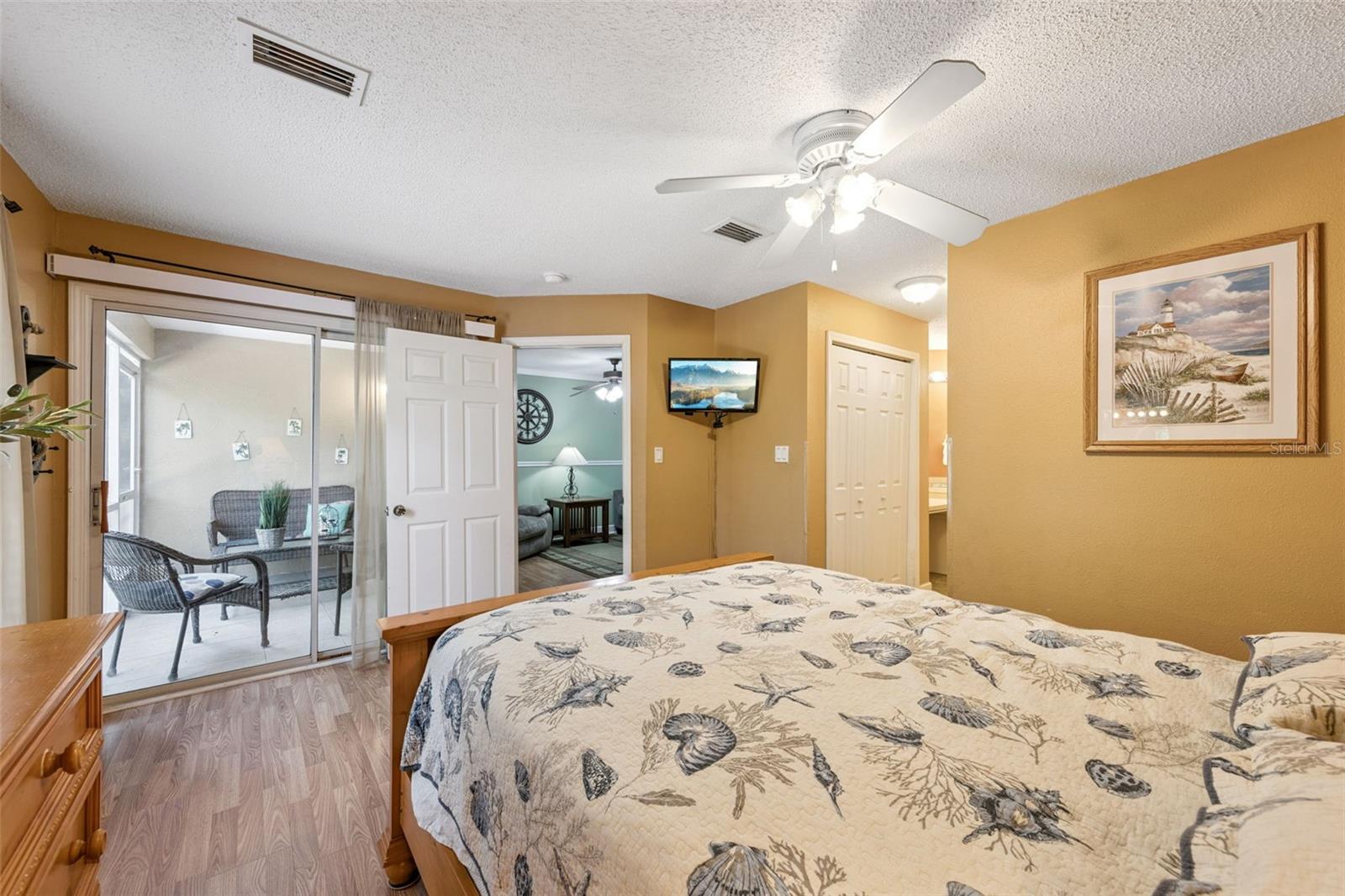 PALM VILLAS CONDO - Residential