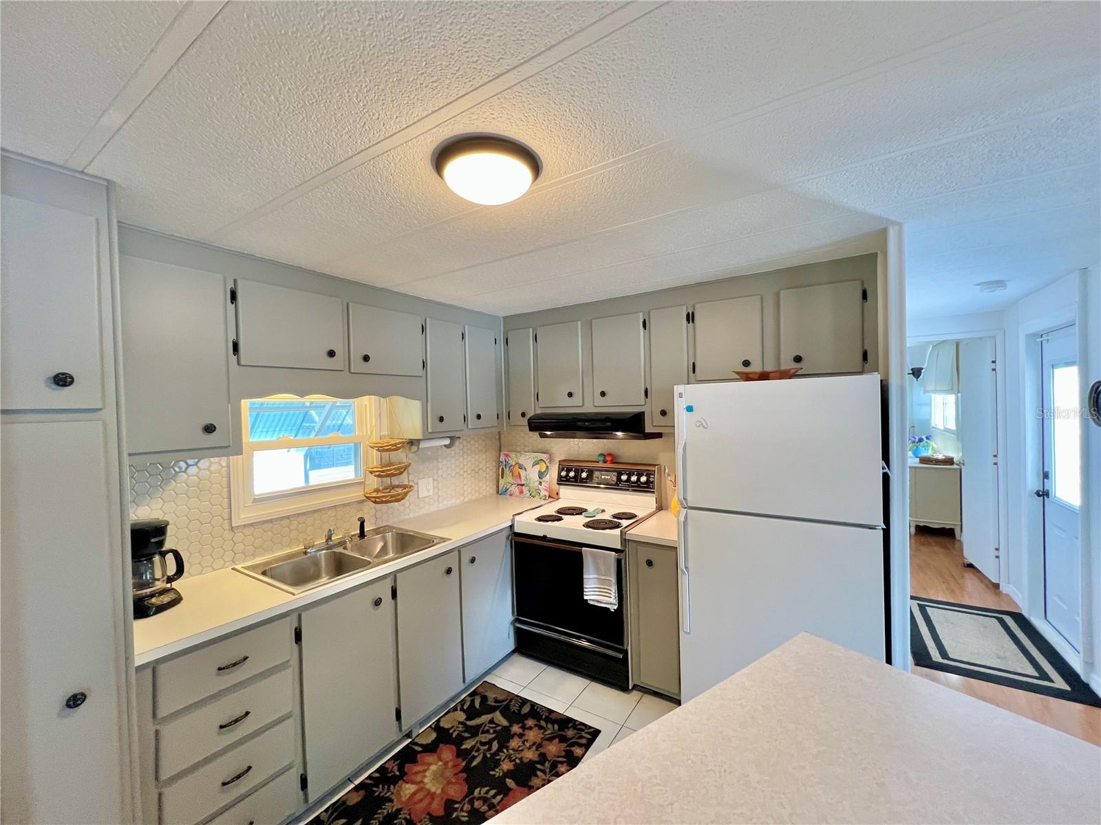 FAIRWAY VILLAGE MOBILE HOME PARK UNREC - Residential