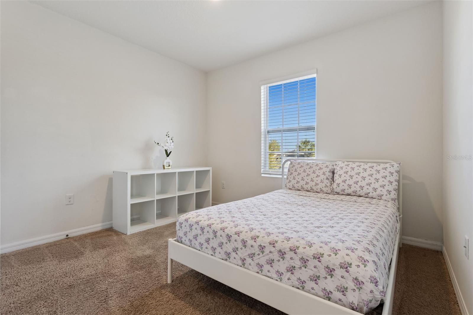 LAKE BLUFF/TOWN CENTER EAST-PH - Residential