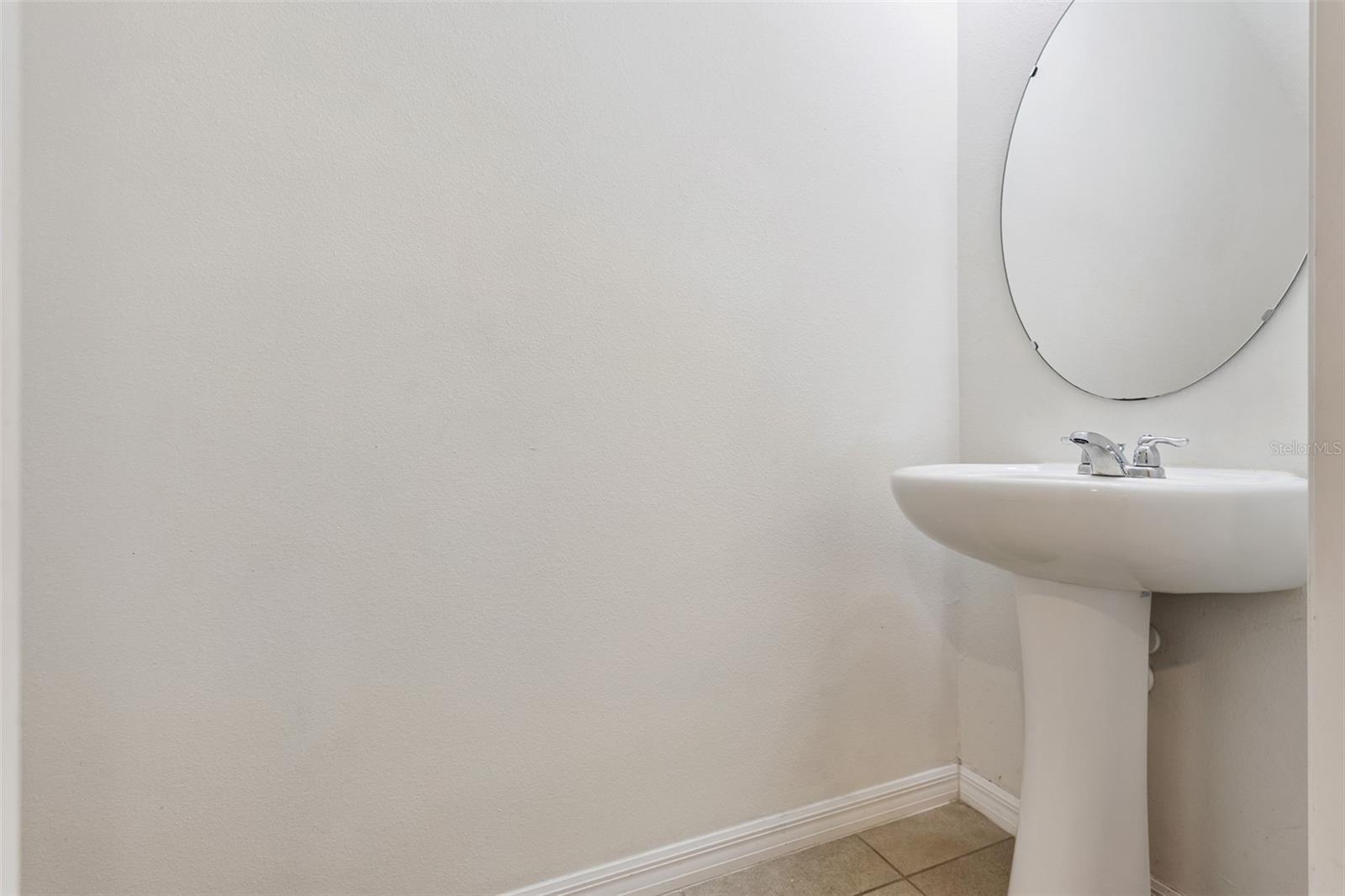 LAKE BLUFF/TOWN CENTER EAST-PH - Residential