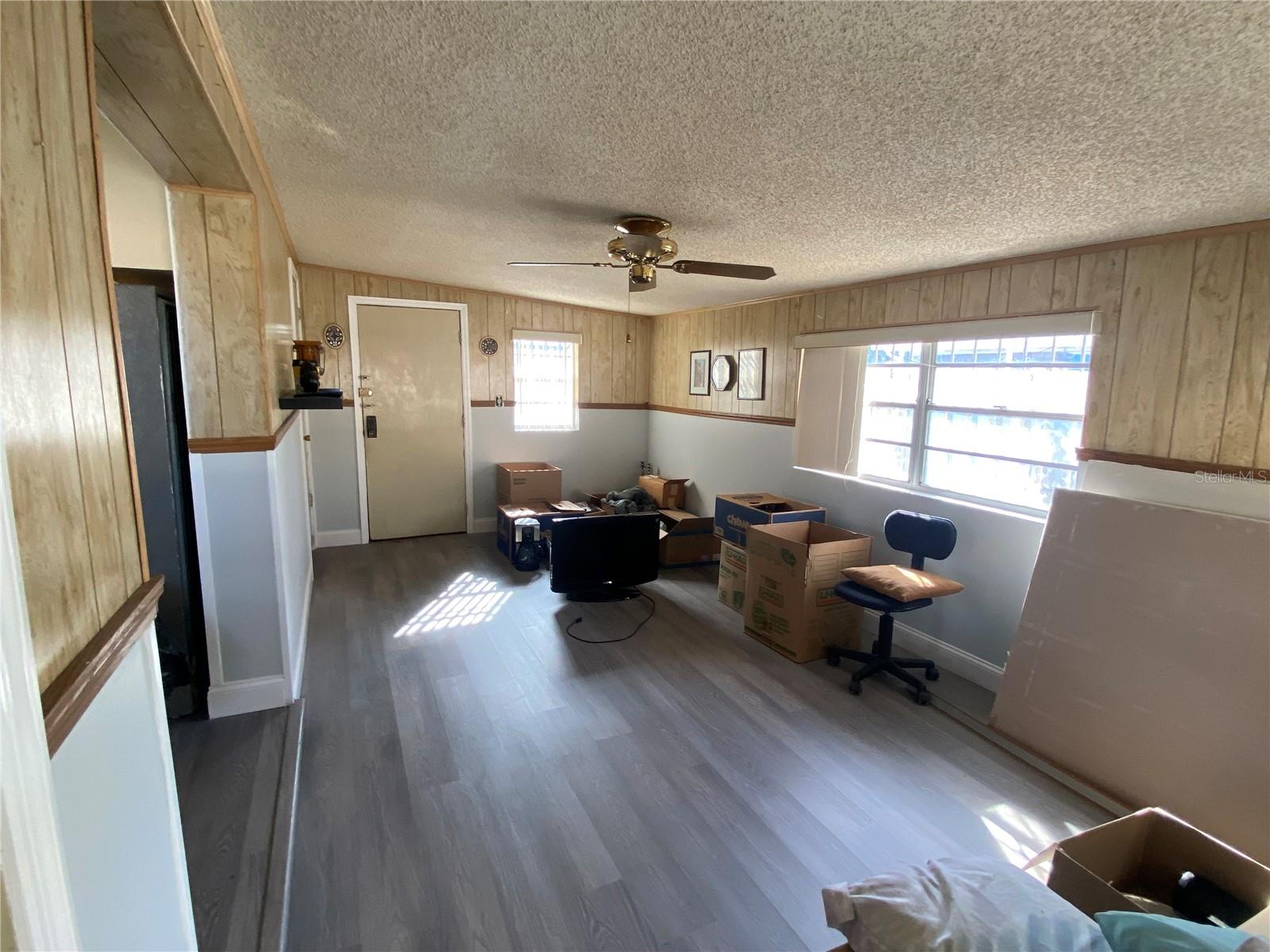 WEST PARK ESTATES UNIT 4 - Residential