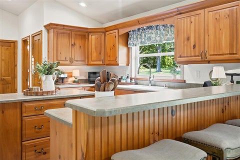 Tiny photo for 2015 NW 35th Street, Ocala, FL 34475 (MLS # OM728357)