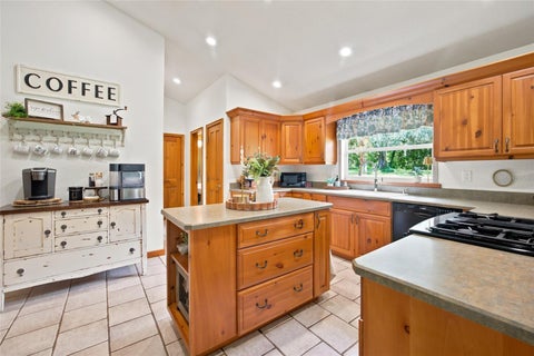 Tiny photo for 2015 NW 35th Street, Ocala, FL 34475 (MLS # OM728357)