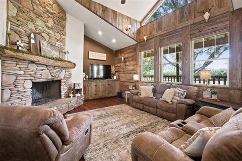 Tiny photo for 2015 NW 35th Street, Ocala, FL 34475 (MLS # OM728357)