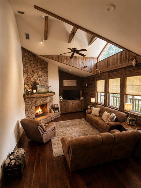 Tiny photo for 2015 NW 35th Street, Ocala, FL 34475 (MLS # OM728357)