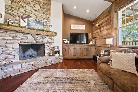 Tiny photo for 2015 NW 35th Street, Ocala, FL 34475 (MLS # OM728357)