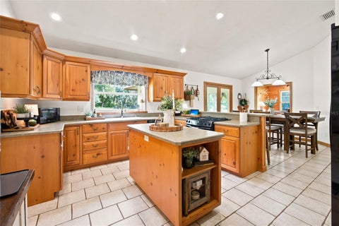 Tiny photo for 2015 NW 35th Street, Ocala, FL 34475 (MLS # OM728357)