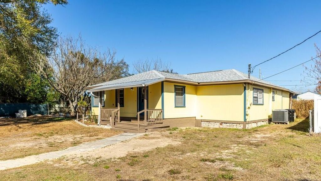 Photo of 20 Florida Street, Frostproof, FL 33843 (MLS # O6384888)