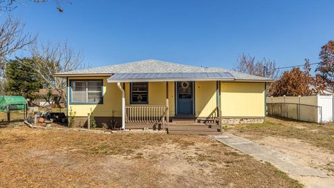 Photo of 20 Florida Street, Frostproof, FL 33843 (MLS # O6384888)