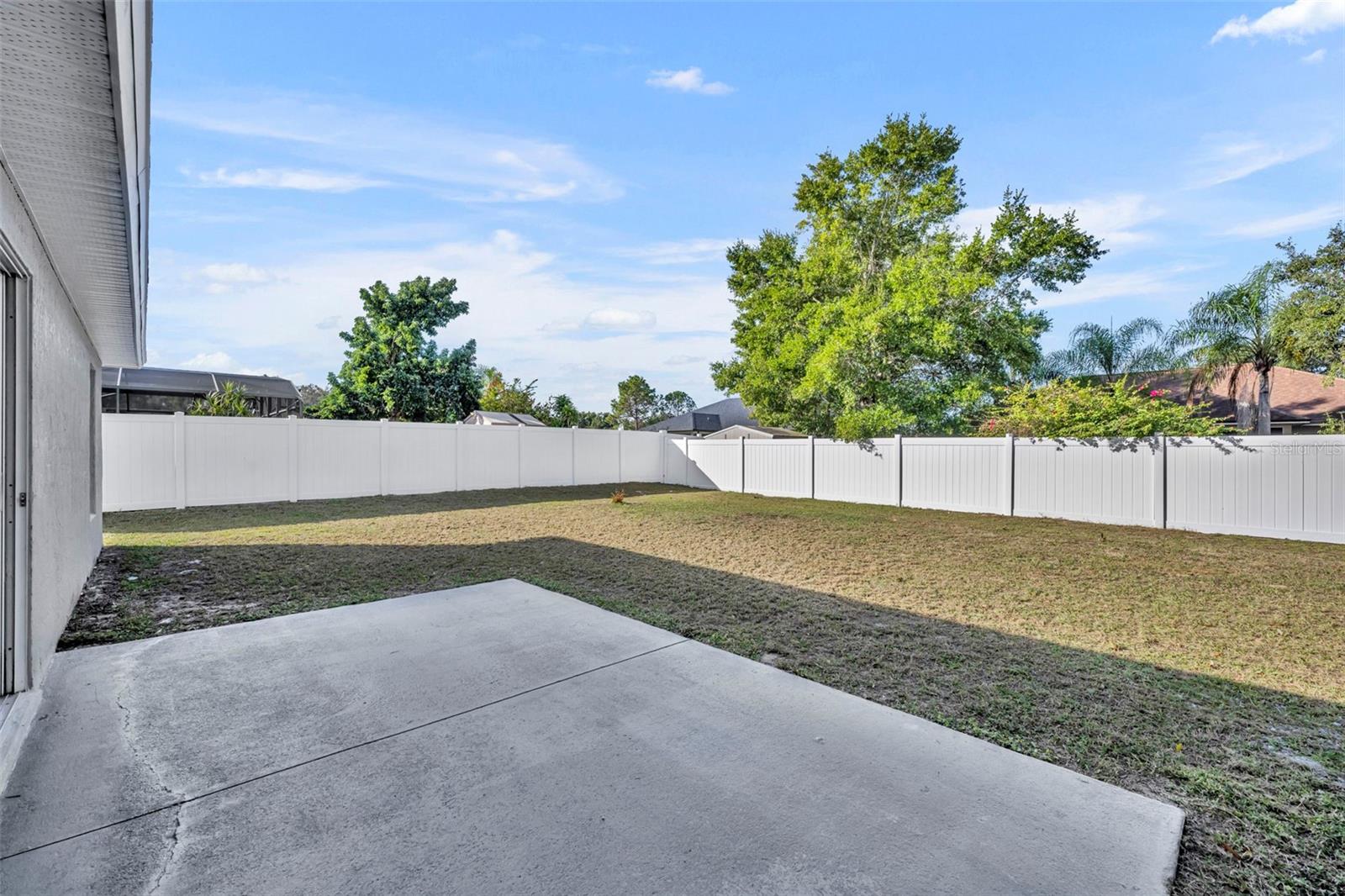 GROVELAND CRANES LANDING EAST LT 01 PB 48 - Residential