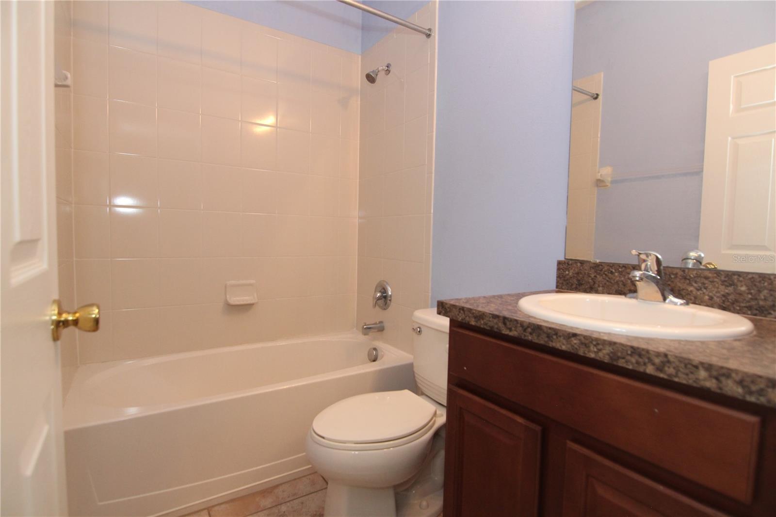 Photo 16 of 19 of 1372 GLENLEIGH DRIVE townhome